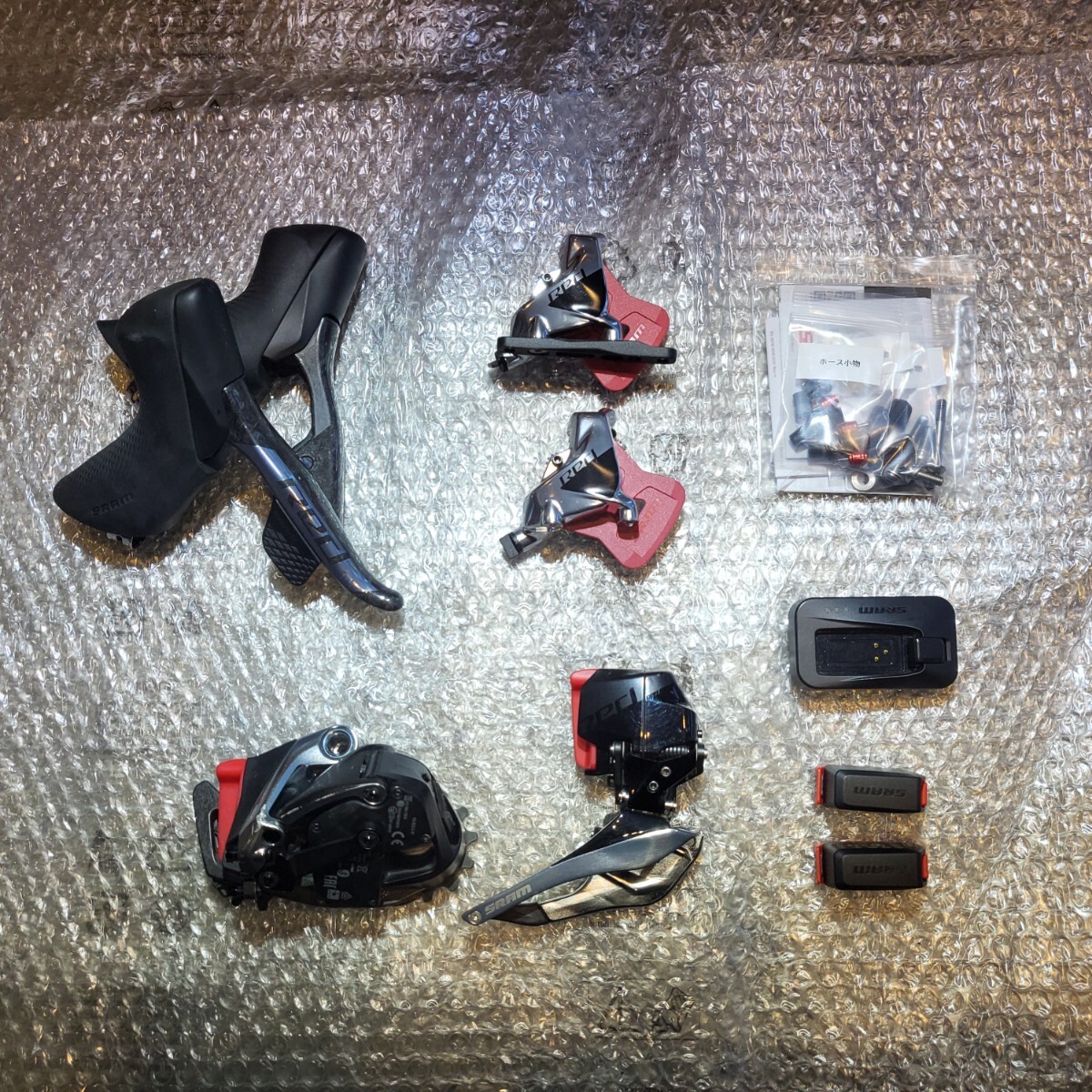 SRAM RED eTap D1 2×12S (ローター、クランク、スプロケット、チェーン除く)バッテリー2個+チャージャー付き パッド新品