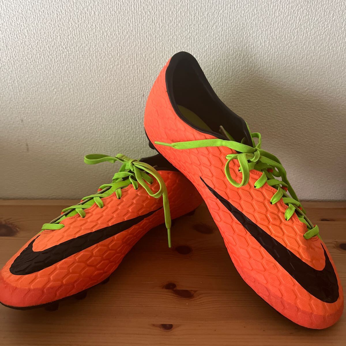 ◆オススメ◆NIKE ユニセックス サッカー スパイクシューズ ハイパーヴェノム フェロン III HG-E 852560308 3424 サイズ27.5 _画像1