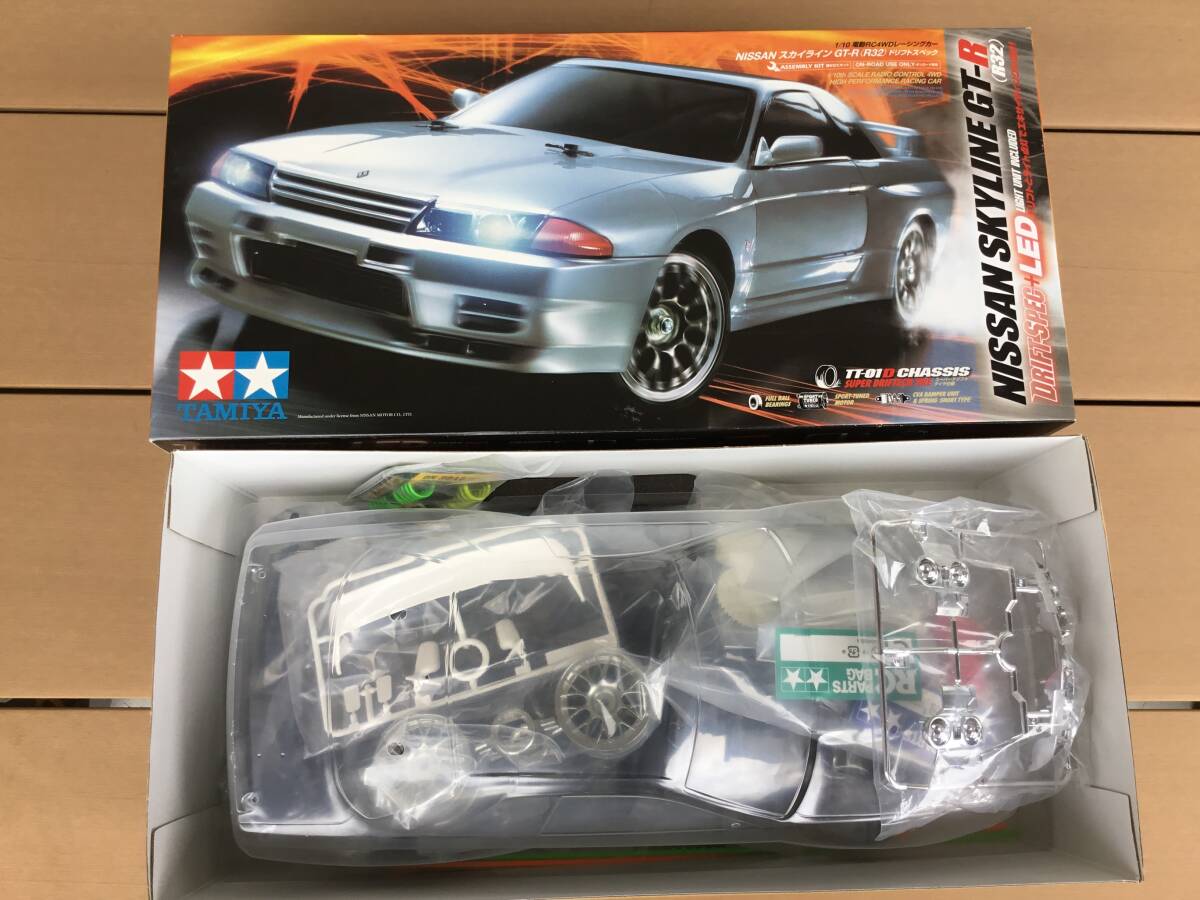 新品未組立　タミヤ　TT-01D　ドリフトスペック　R32GT-R　BNR32　スカイラインGT-R_画像3