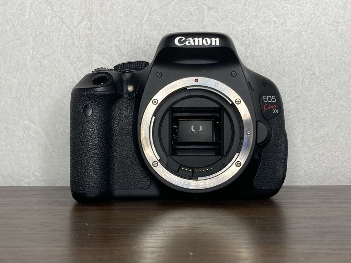 Y372 キヤノン Canon EOS Kiss X5 レンズセット デジタル一眼レフカメラ の画像3