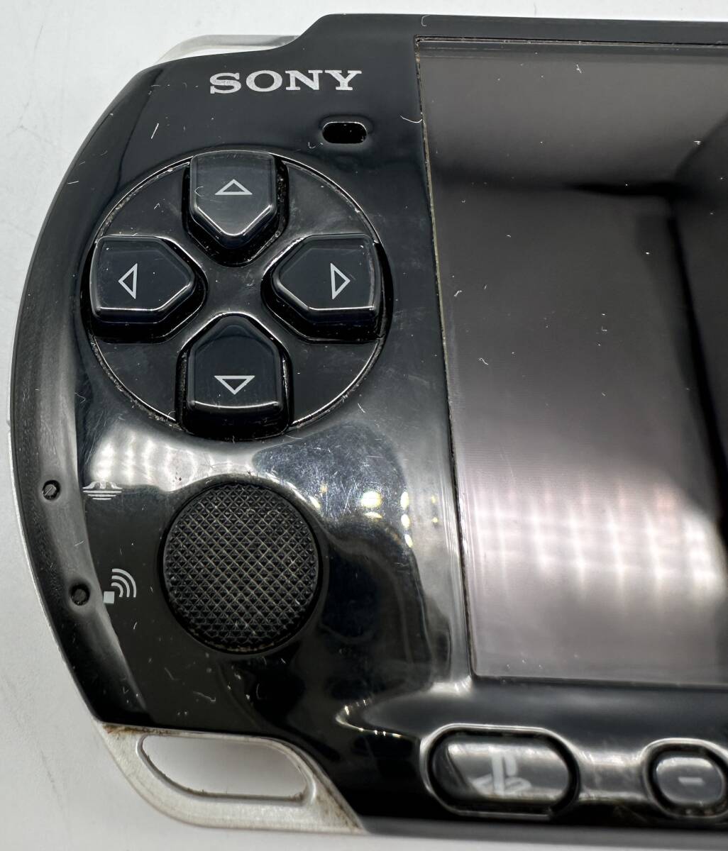 y1454TT ジャンク ゲーム機 ソニー SONY PSP本体 PSP-3000 バッテリー膨張有り ACアダプター 電源コード付き ピアノブラック 動作未確認の画像5