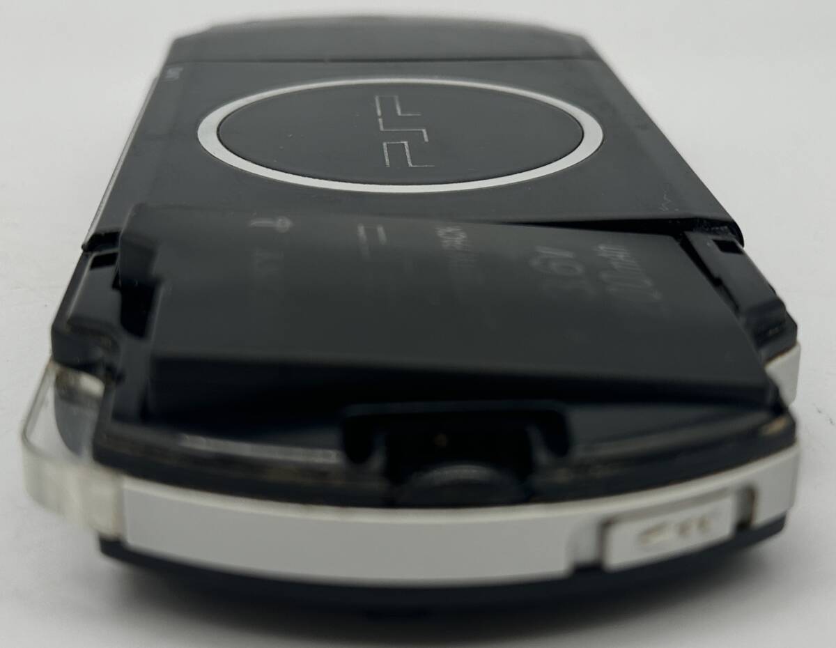 y1454TT ジャンク ゲーム機 ソニー SONY PSP本体 PSP-3000 バッテリー膨張有り ACアダプター 電源コード付き ピアノブラック 動作未確認の画像9