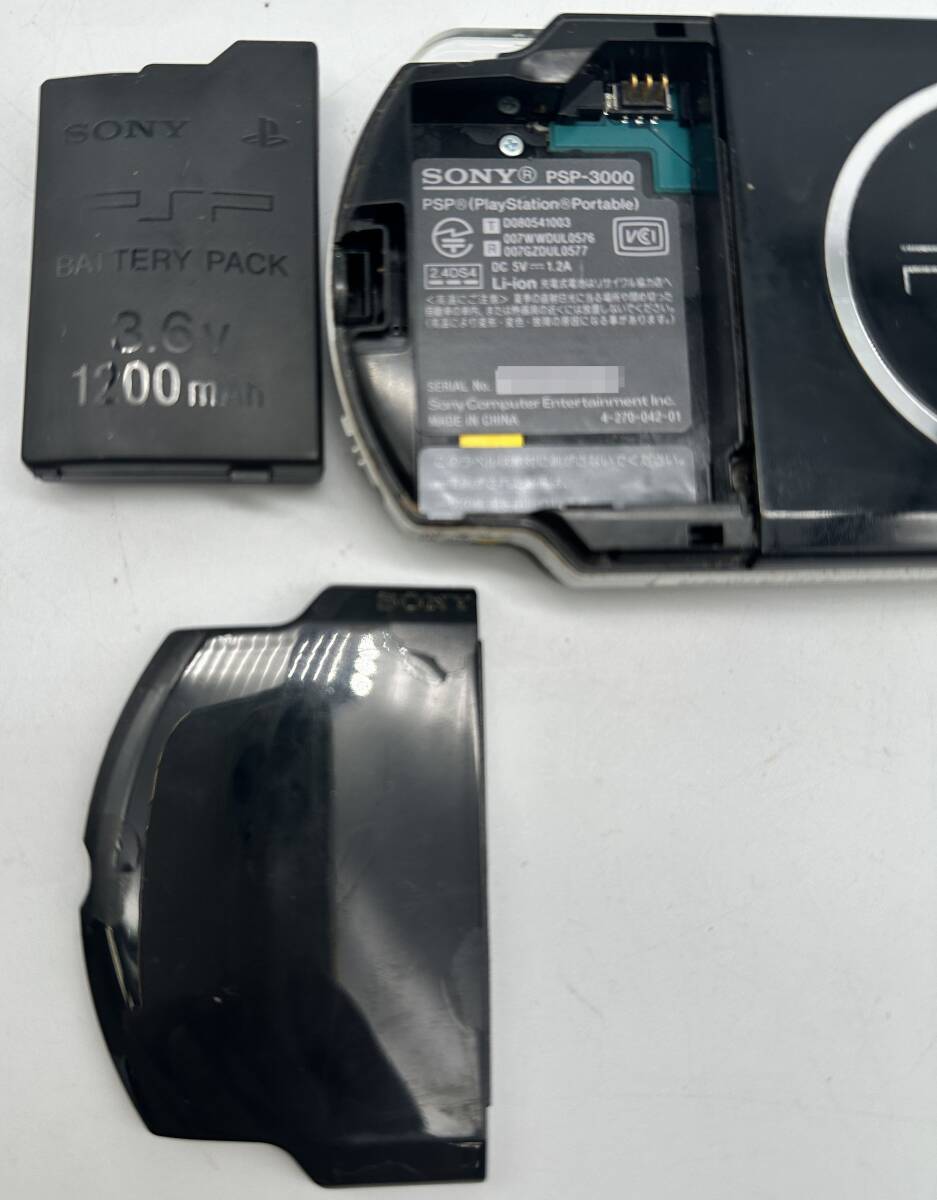 y1454TT ジャンク ゲーム機 ソニー SONY PSP本体 PSP-3000 バッテリー膨張有り ACアダプター 電源コード付き ピアノブラック 動作未確認の画像8