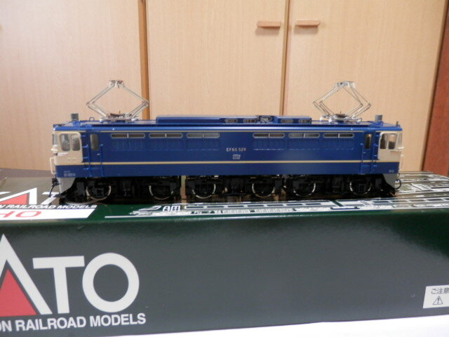 KATO 1-303 EF65 500番台（特急色）