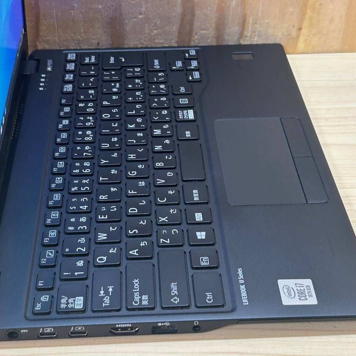 超軽量◆LIFEBOOK U9310/D◆Core i7-10610U◆メモリ16GB◆SSD256GB◆Full HD◆D2Dの画像2