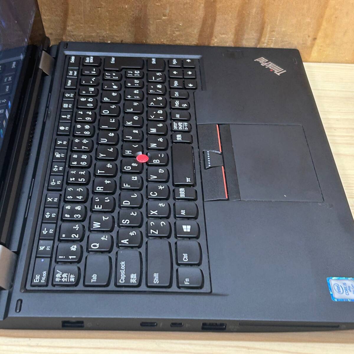 Thinkpad X380 Yoga*Core i5-8350U* memory 16GB*SSD256GB*FHD