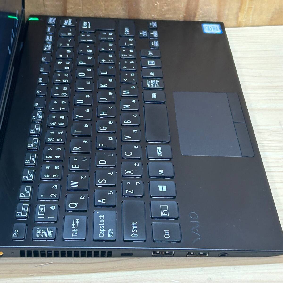 VAIO VJPJ11C11N◆Core i7-8565U◆メモリ8GB◆SSD256GB◆FHD_画像2