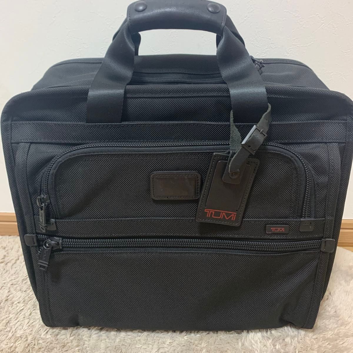 美品 TUMI トゥミ ビジネスキャリー キャリーケース 26102DH TUMI トゥミ 26102DH BUSINESS WHEELED 機内持ち込み ビジネス