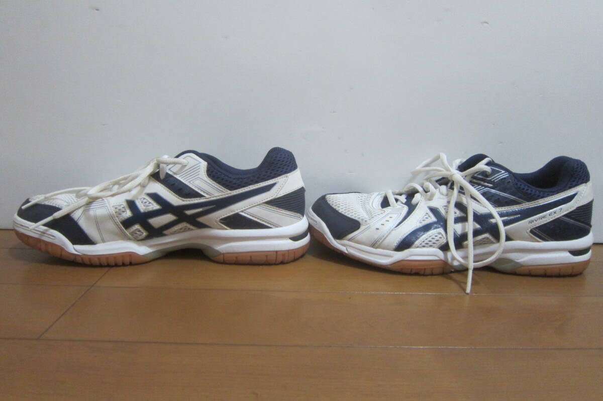 asics Asics TVR482 volleyball shoes Livre EX 7 white × navy blue 24.5.O2405B