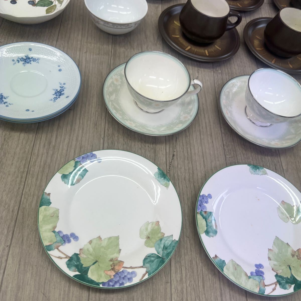 US240429 C-48 Noritake ノリタケ シャーロット FOLKSTONE オーチャード オンフルール 他 洋食器 プレート カップ ソーサー 他 まとめ の画像3