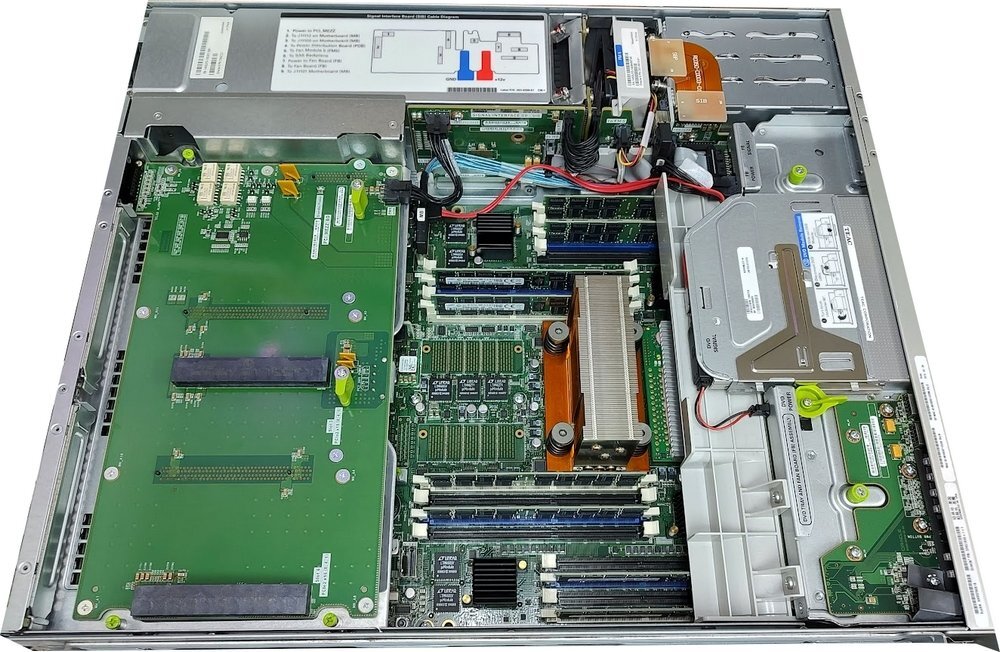 ●Oracle Netra SPARC T4-1 コンパクトサイズ 2Uサーバ (4コア 32スレッド SPARC T4 2.85GHz/128GB/2.5inch SAS 600GB*4/DVD/Solaris11.4)_画像6