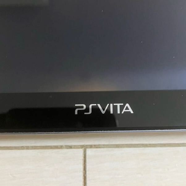 SONY PSVITA PCH-1100 AB01 本体 3G wifi 動作品 初期化 ソニー ピーエス ビータ ヴィータ プレイステーション PlayStation PS 送料無料_画像5