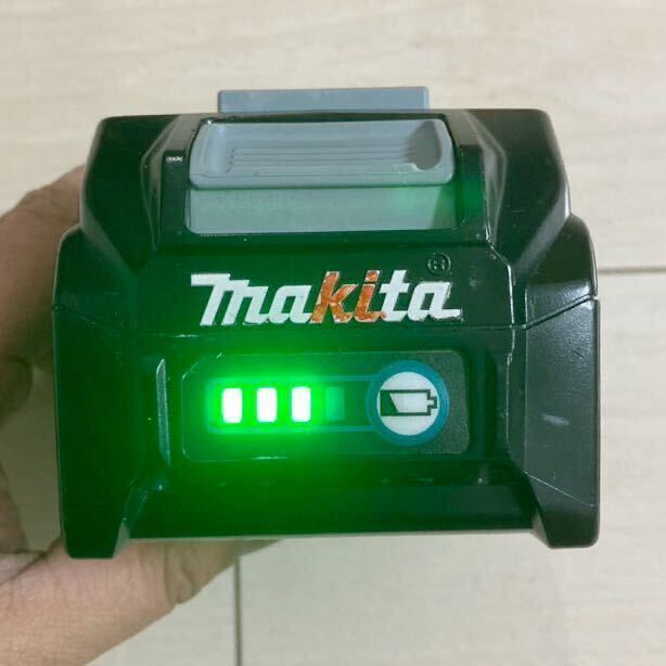 makita 40V 2.5Ah リチウム バッテリー BL4025 動作品 蓄電池 XGT Li-ion MAX マキタ 充電 電動工具 送料無料の画像3
