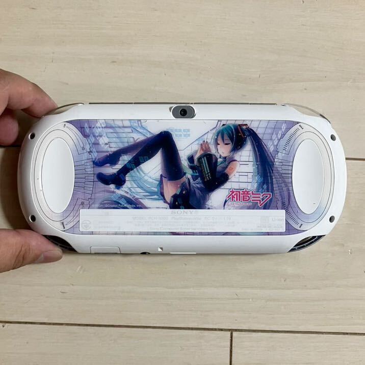 SONY PSVITA PCH-1000 本体 初音ミク Limited Edition 本体 wifi ピーエス ビータ ヴィータ ソニー PS PlayStation PCHJ-10002 送料無料_画像3