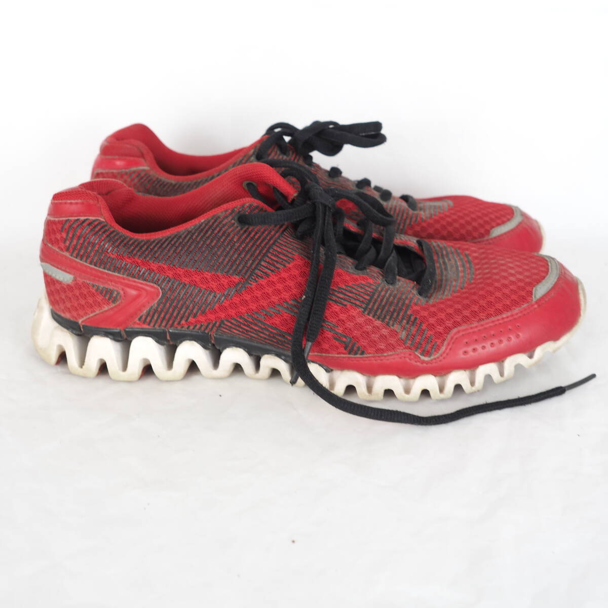 MK6461*Reebok* Reebok * men's sneakers *US8-26cm* red *