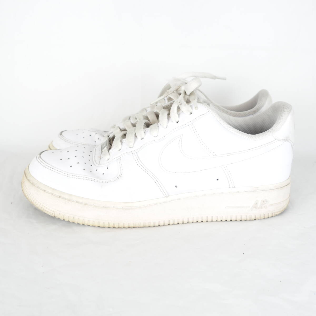 MK6477*NIKE AIR FORCE 1*ナイキ エアフォース1*メンズスニーカー*US10-28cm*白_画像3