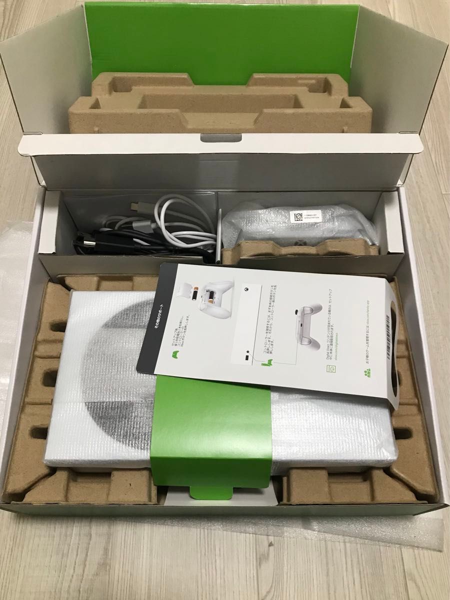 【週末特価！！】Xbox series S 512 GB SSD