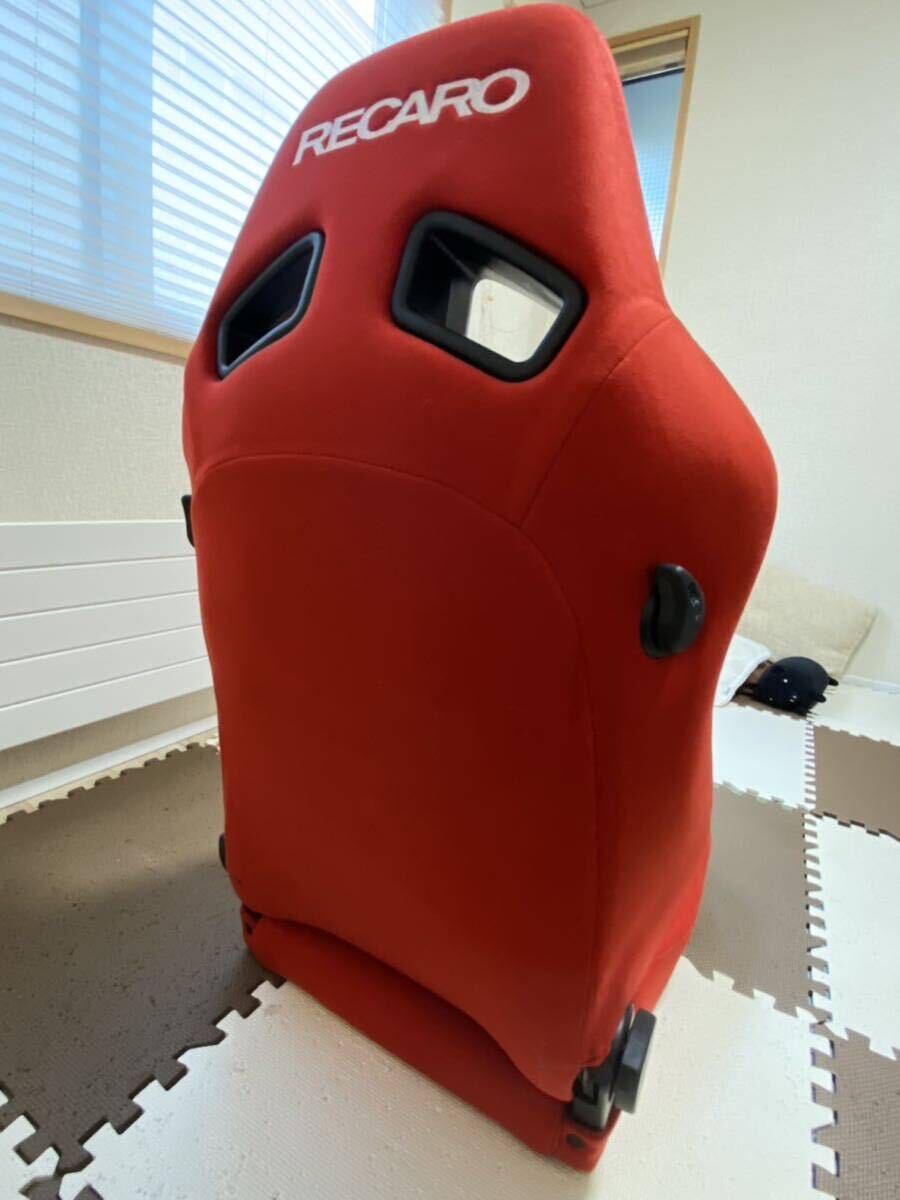 ＲＥＣＡＲＯ　レカロシート　ＳＲ－７Ｆ　ＫＫ１００　ＲＥＤ　エブリイワゴン　ＤＡ６４Ｗに使用　ＳＥＶＥＮＲＯＡＤシートカバー付き_後面