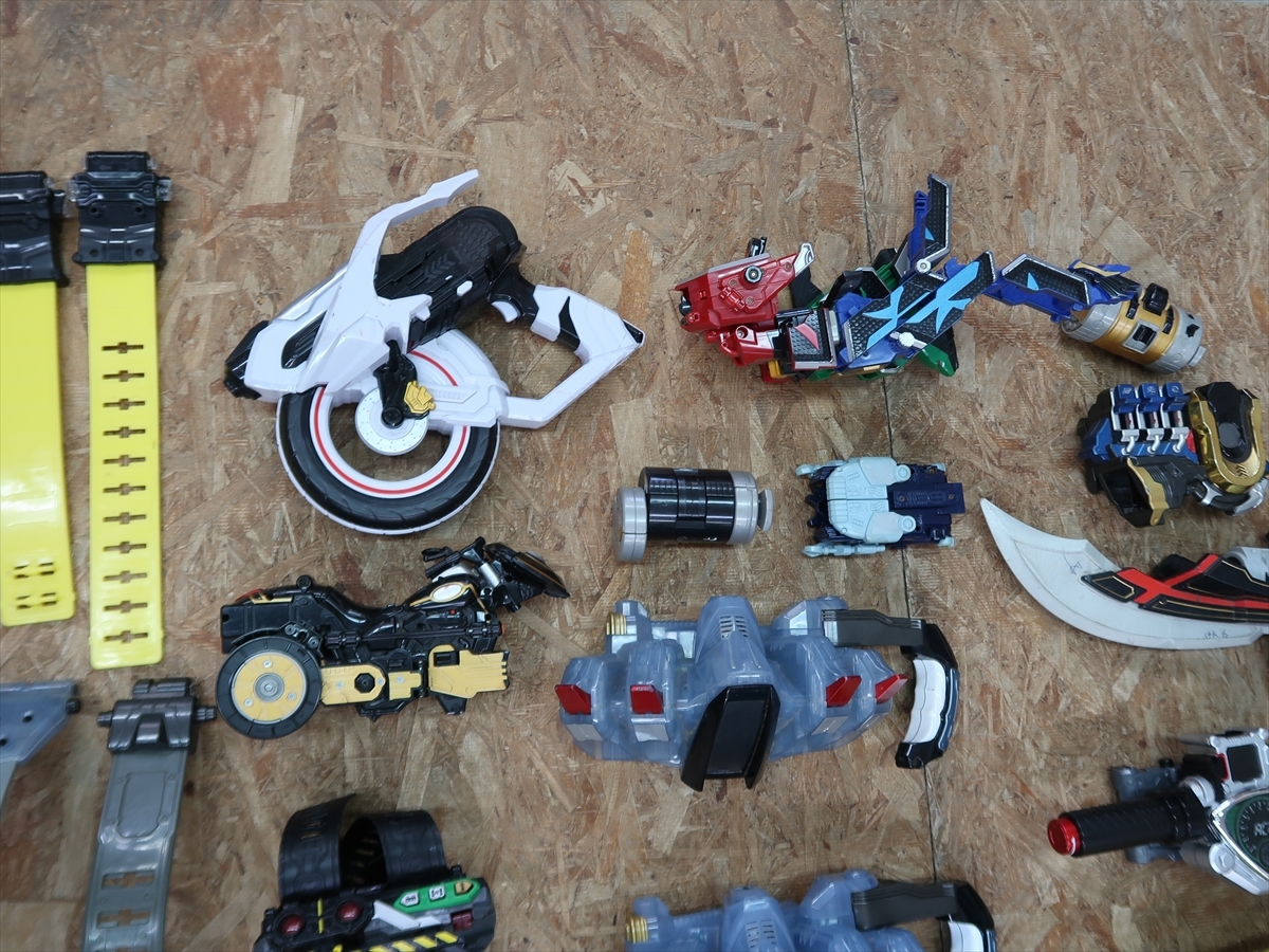  present condition goods junk special effects hero TOY toy Kamen Rider Squadron thing etc. metamorphosis belt parts weapon etc. summarize set c free shipping f10