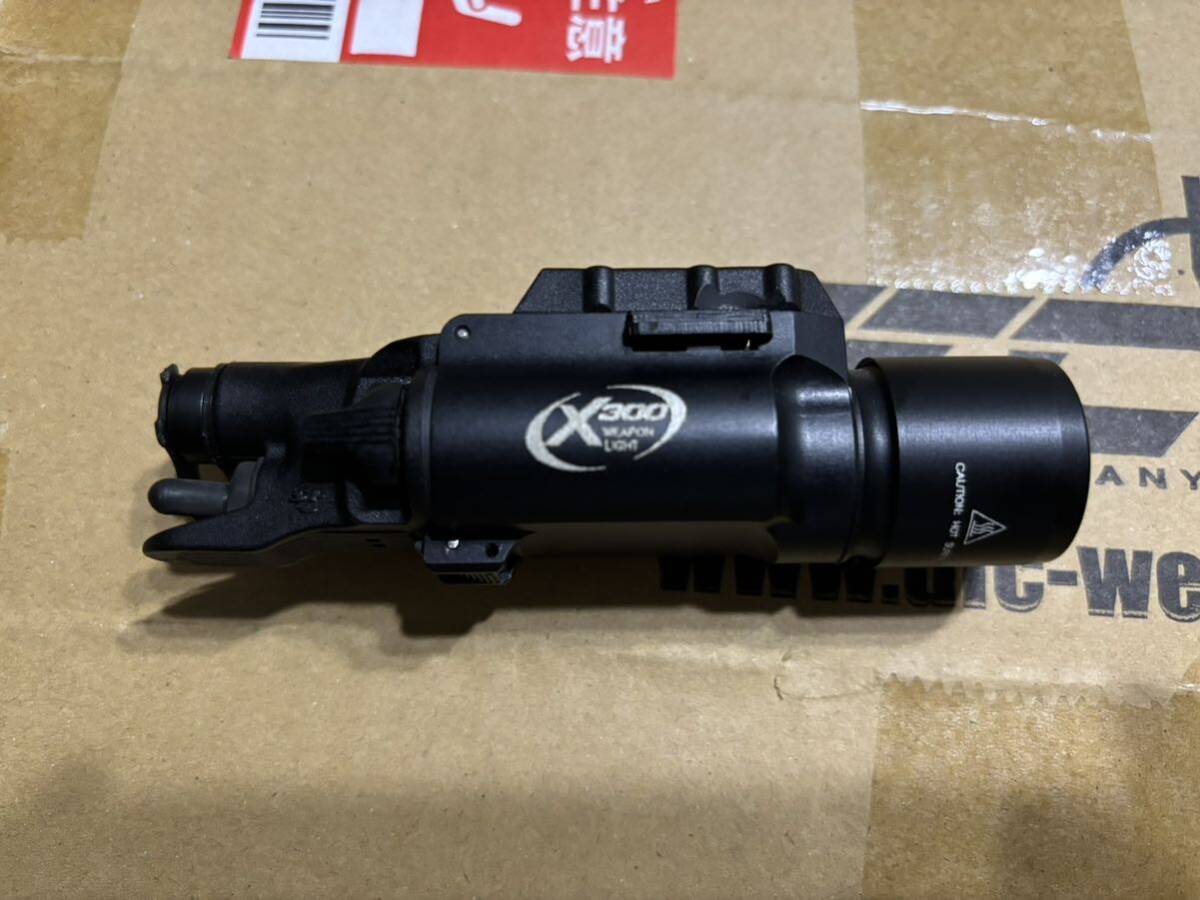 実物 surefire x300 + xt00 セット ptw wa vfc ghk シュアファイアの画像1