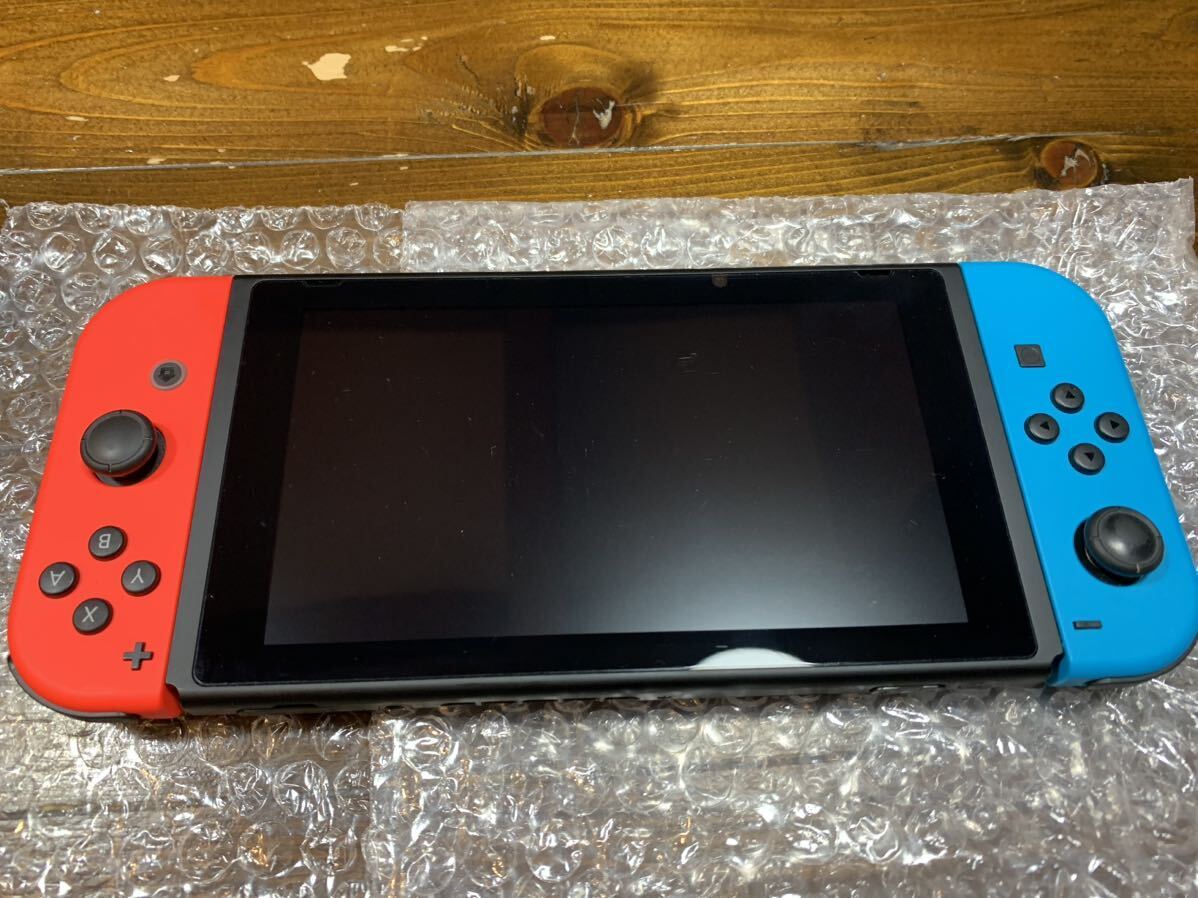 Nintendo Switch ネオンレッド/ネオンブルー 初期化/動作確認済 マリオカート8デラックス付_画像3