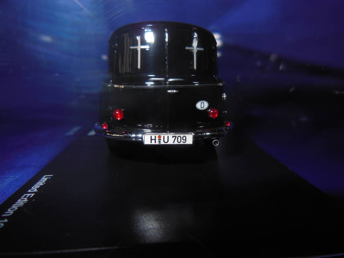 1/43　入手困難　SCHUCO　BMW　502　BESTATTER　1954年　ビンテージブラック　LIMITED EDITTION 1000_画像6