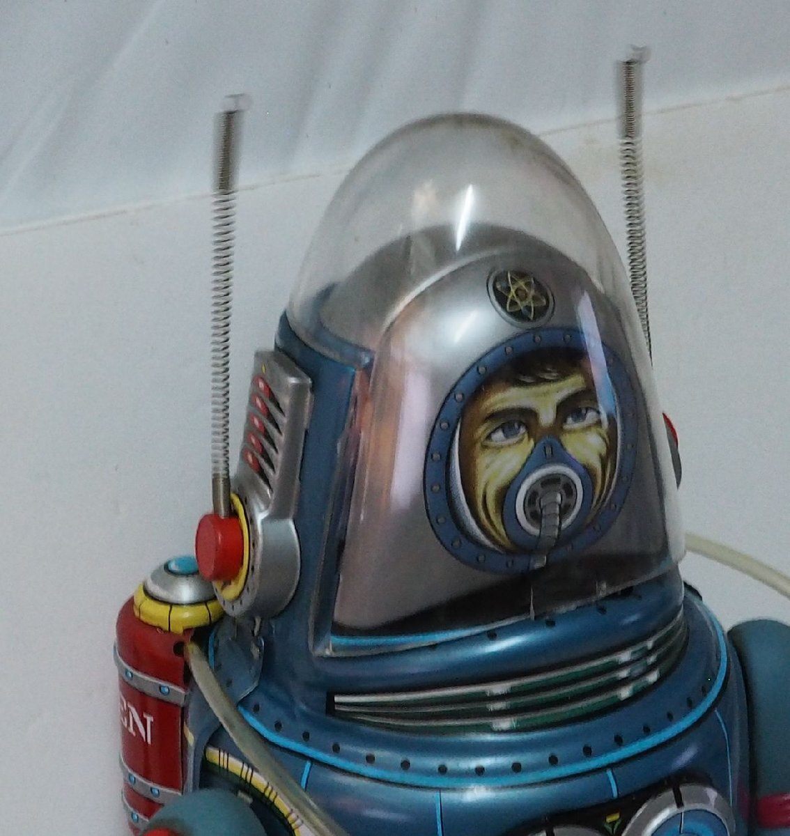  Osaka tin plate toy materials .[ASTRONAUT Astro no-tsu electric walk operation verification settled astronaut ] reissue record tin plate toy TIN AGE# replica [ box less ]0967