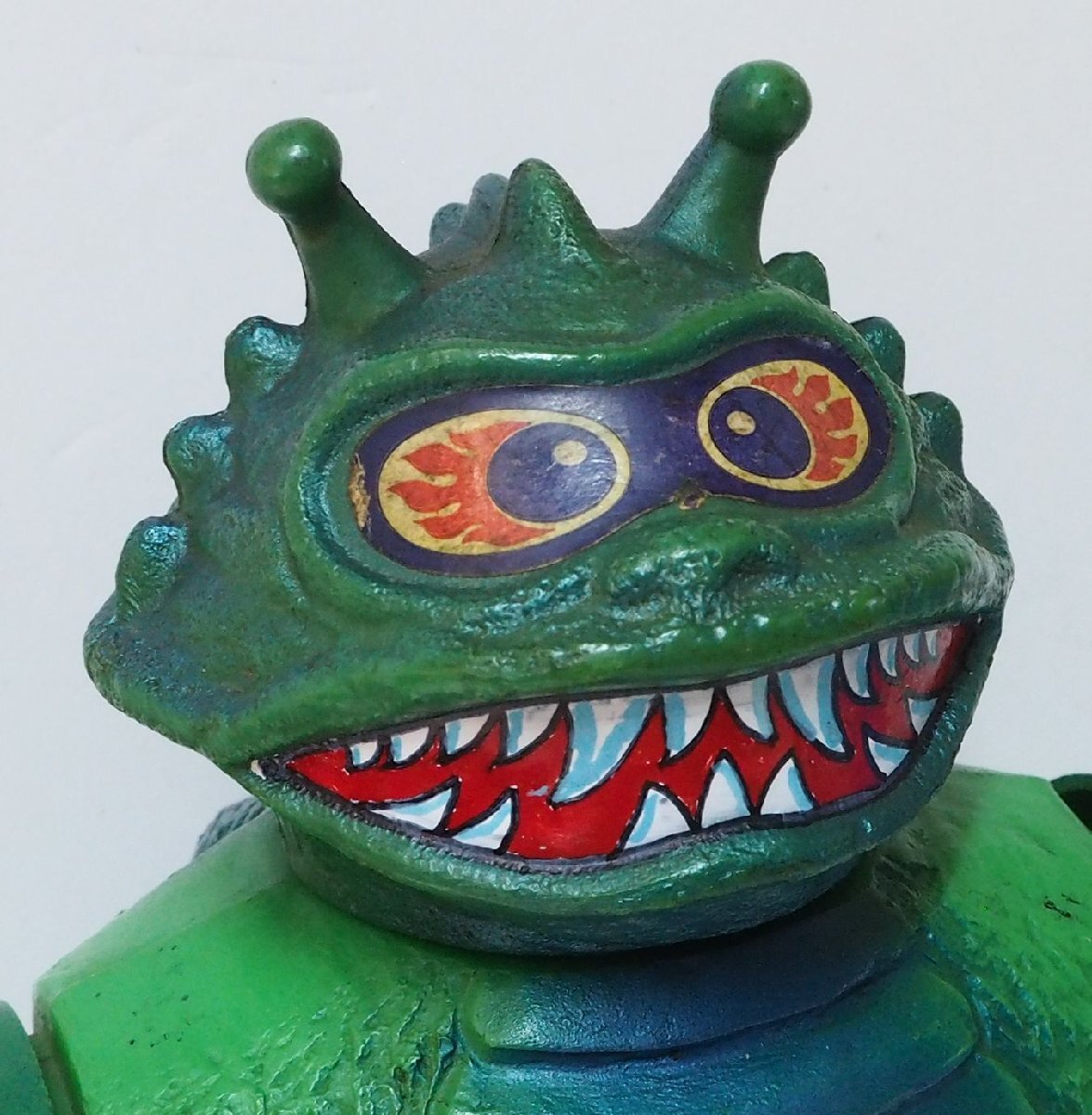 Yahoo!オークション - トミー【怪獣大回転シリーズ ガマラ 緑