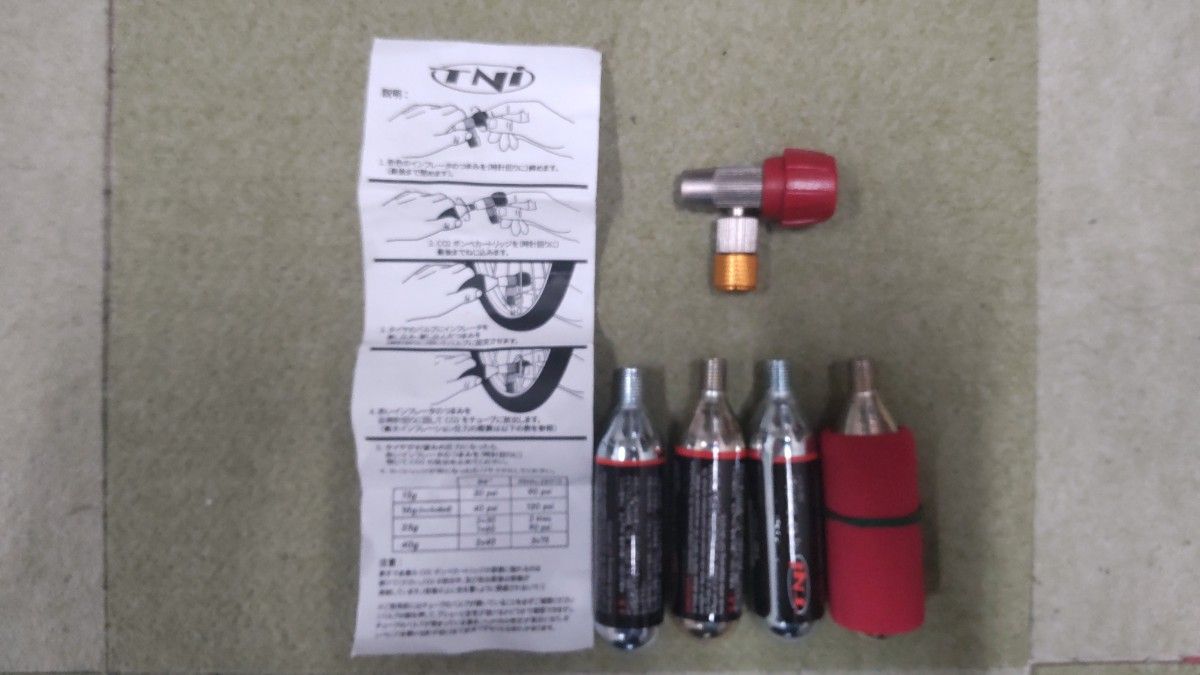 TNI CO2 インフレーター ボンベセットエアバルブ 米式 仏式兼用 CO2ボンベ16g×4本16g