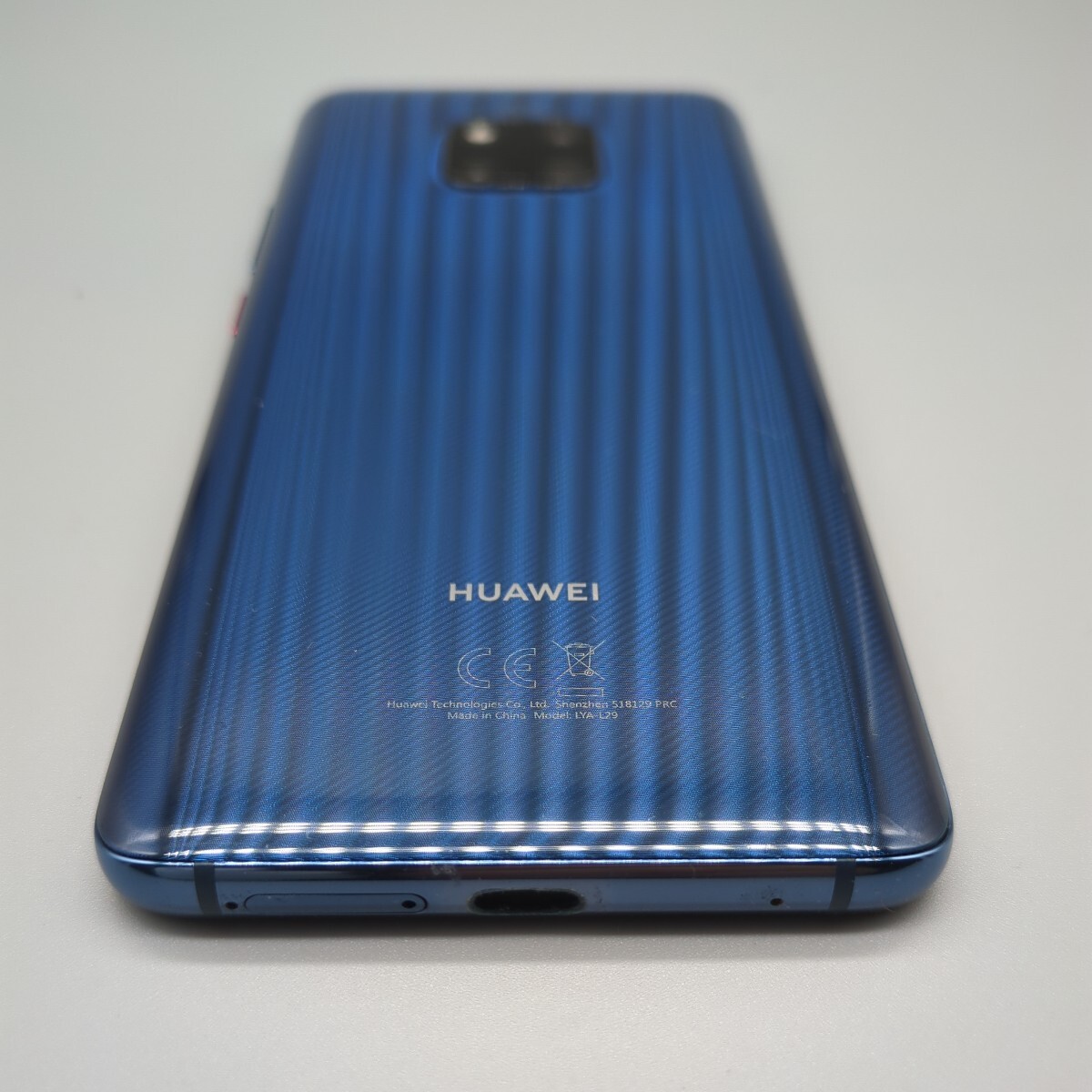 【良品】HUAWEI Mate 20 Pro LYA-L29 128GB SIMフリー トワイライト おまけ付き_画像5