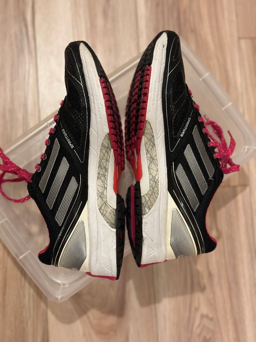 アディダス　adidas ランニングシューズ