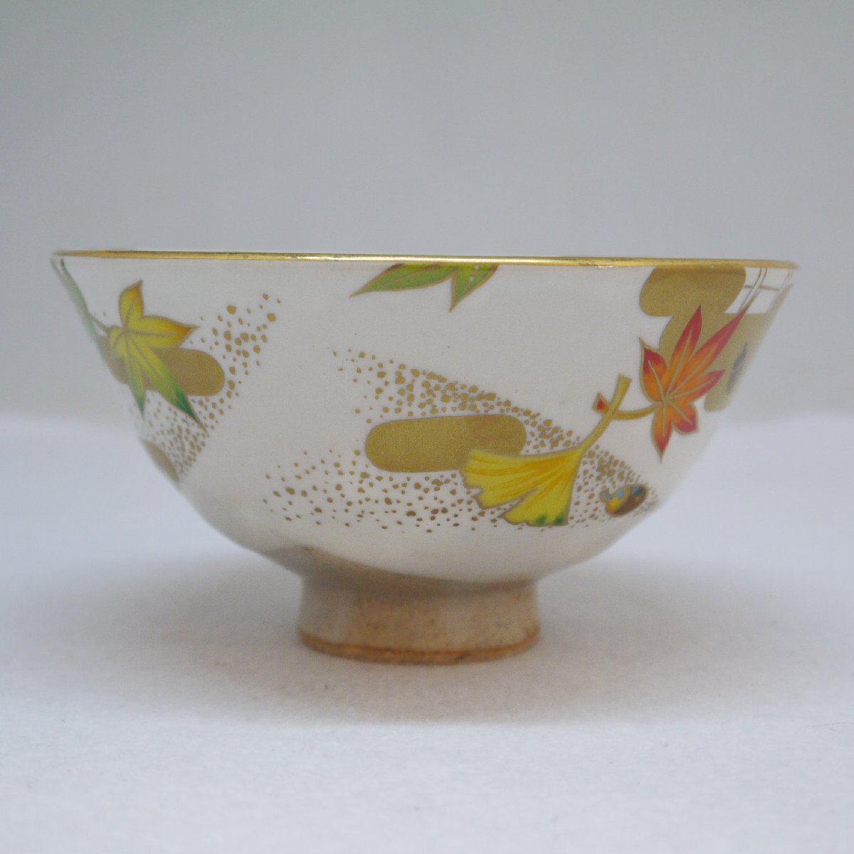 USED品・裸保管品 桑野むつ子 作 京焼 茶碗 紅葉の絵 口径約14cm 高さ約7.5cm 陶器 茶器 茶道具 桑野睦子 本体のみ 現状品 ②_画像2