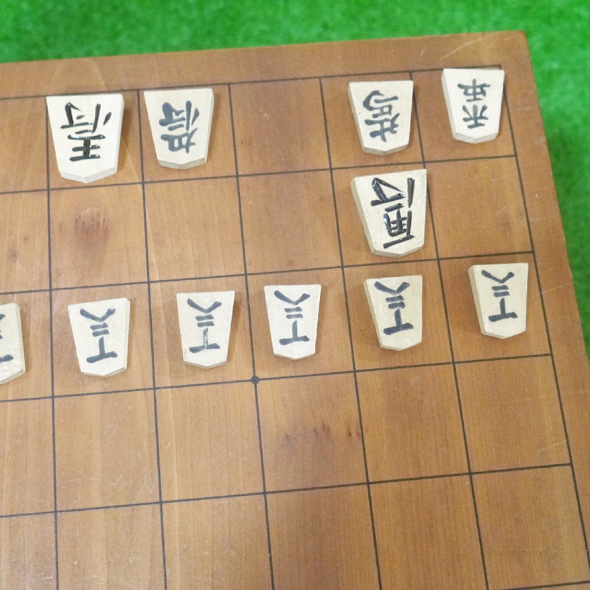 USED品・長期保管品 詳細不明 木製 将棋盤 将棋駒 セット 将棋駒欠品有り 現状品 佐川急便140サイズ発送_画像6