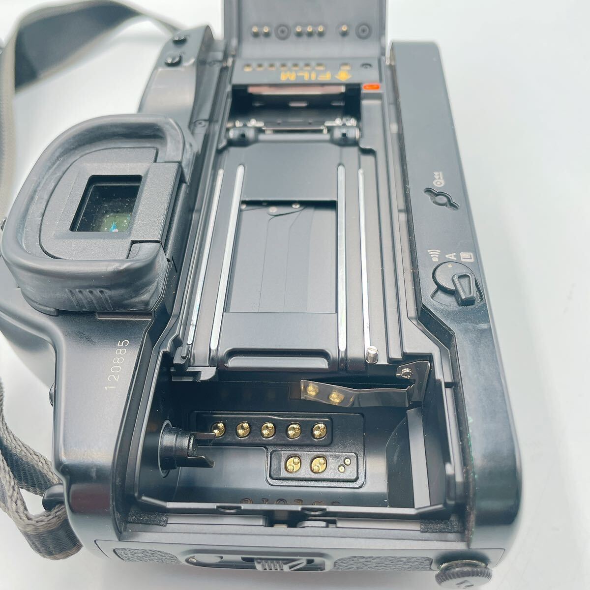 Canon キャノン EOS EOS-1N 一眼レフ フィルムカメラ ボディ BATTERY PACK BP-E1 バッテリーパック ジャンク _画像8