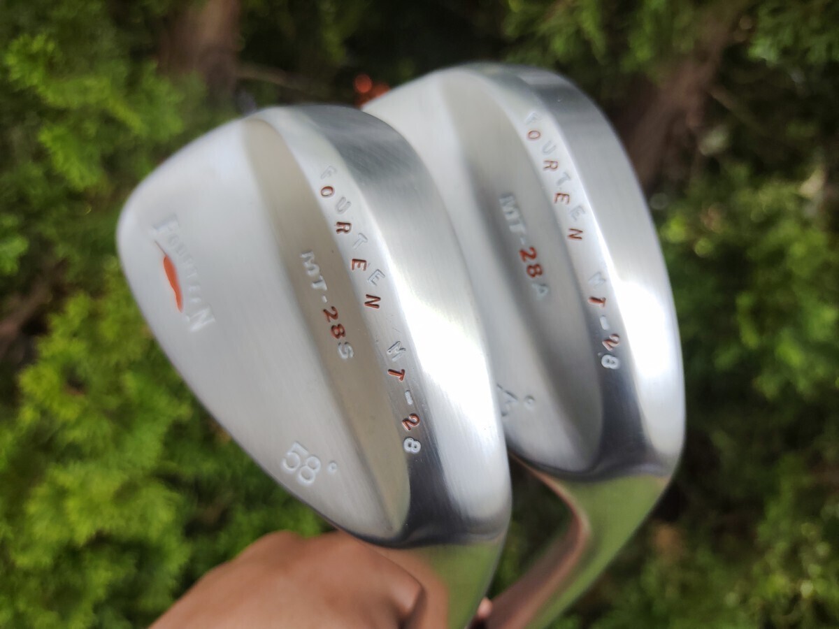 Fourteen MT-28 wedges, 53 and 58, with custom dancing finish_画像4