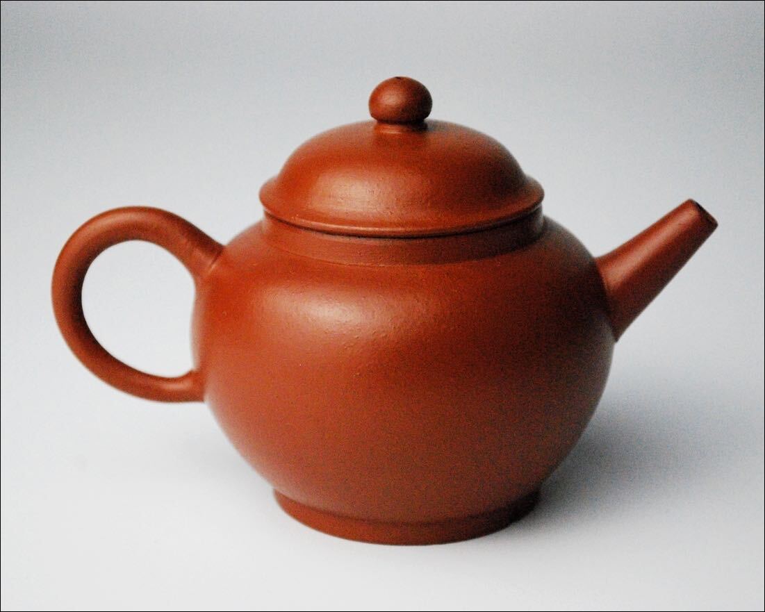  China fine art Tang thing ... made . mud small teapot era . tea utensils old .