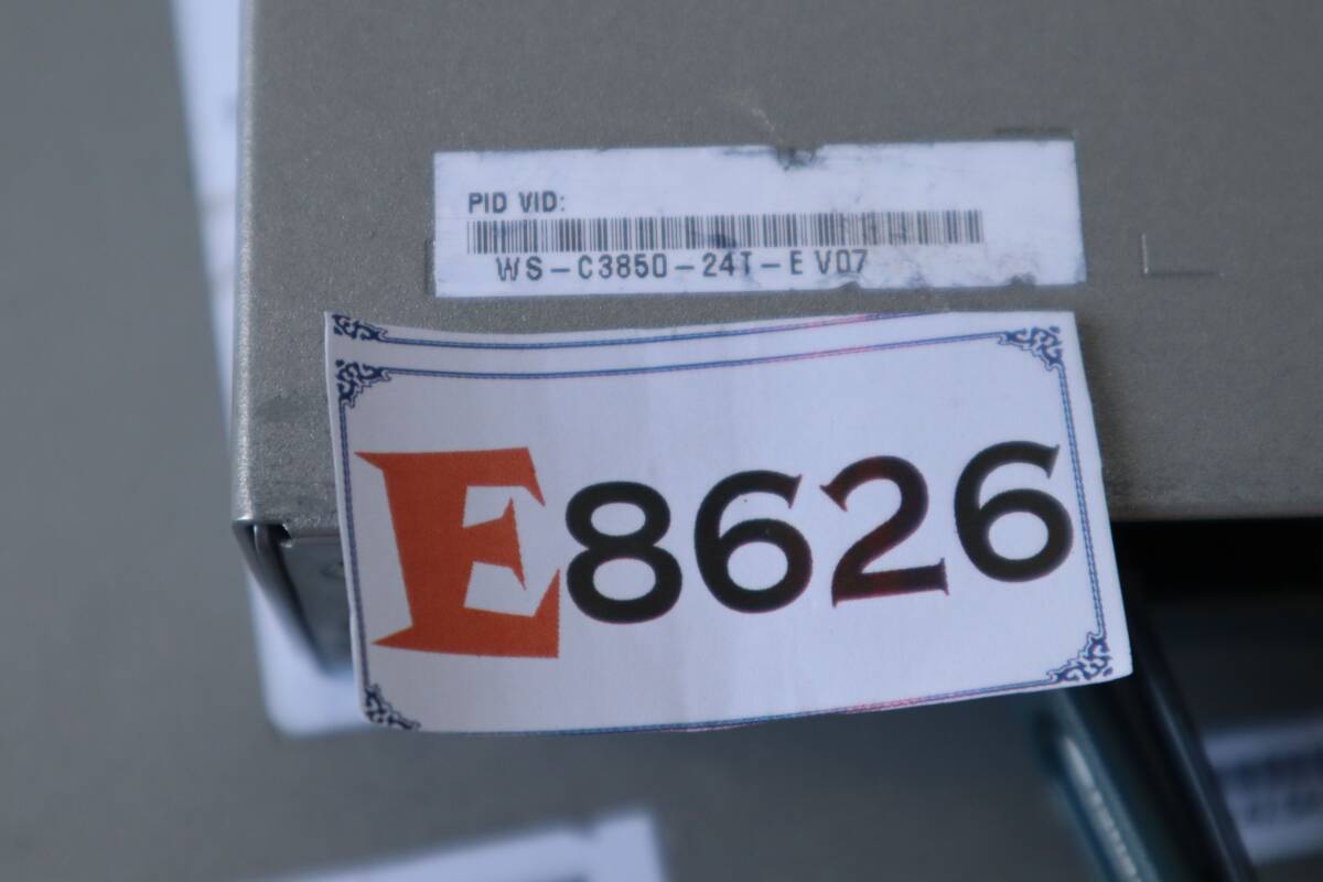 E8626(RK) Y 【5台セット】 Cisco/シスコ Catalyst C3850シリーズ スイッチ □WS-C3850-24T-S □WS-C3850-24T-E // AC電源コード付き _画像10