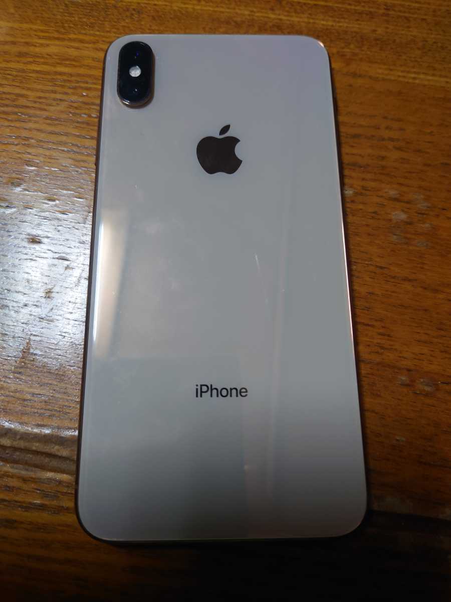 【中古】iPhone XS Max 256GB docomo SIMロック解除済 MT6W2J/A スマートフォン ゴールド_画像4