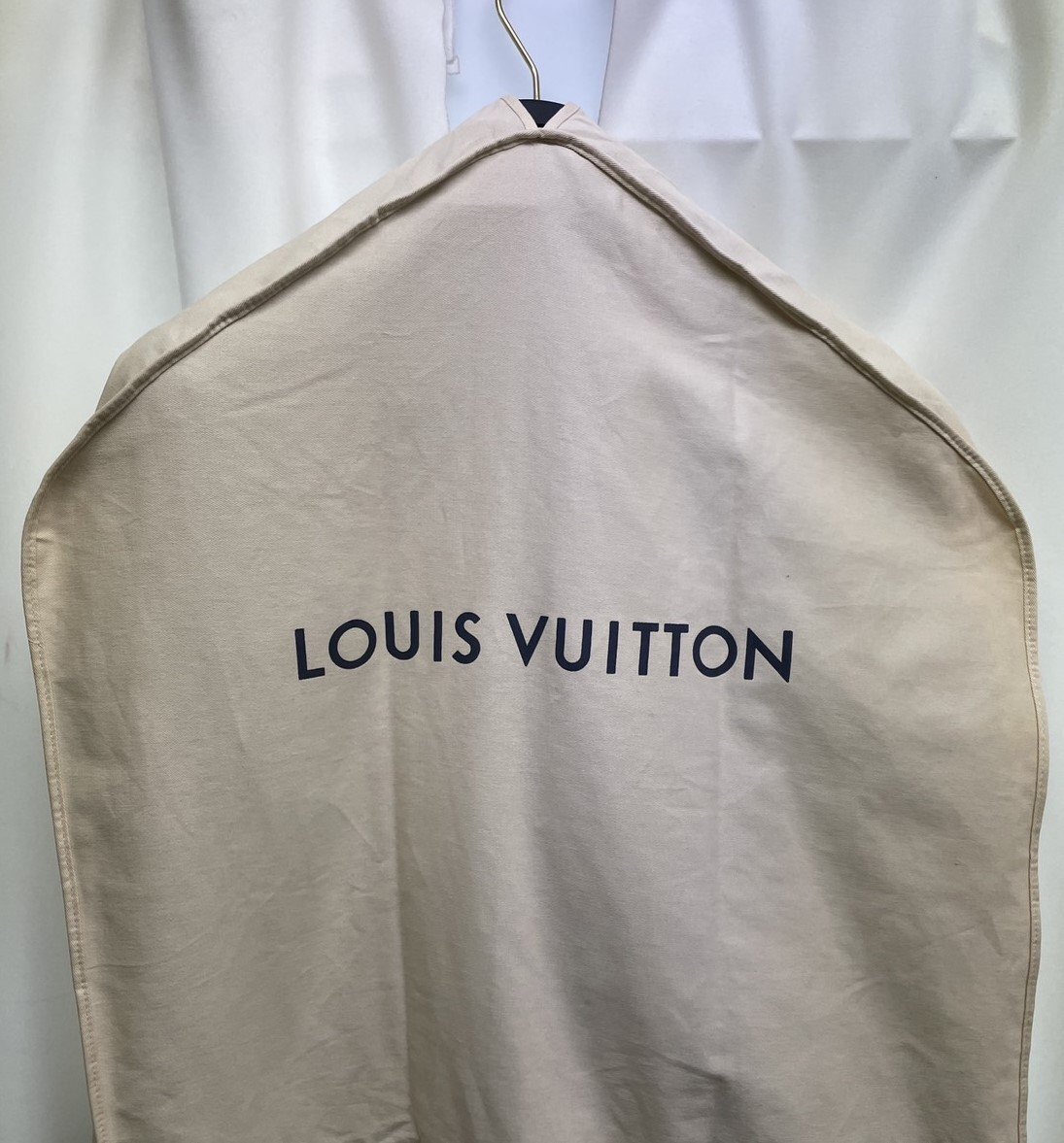 LOUIS VUITTON ルイヴィトン　ブルゾン ジャケット　フロックフラワー LVイニシャル　黒　44_画像9