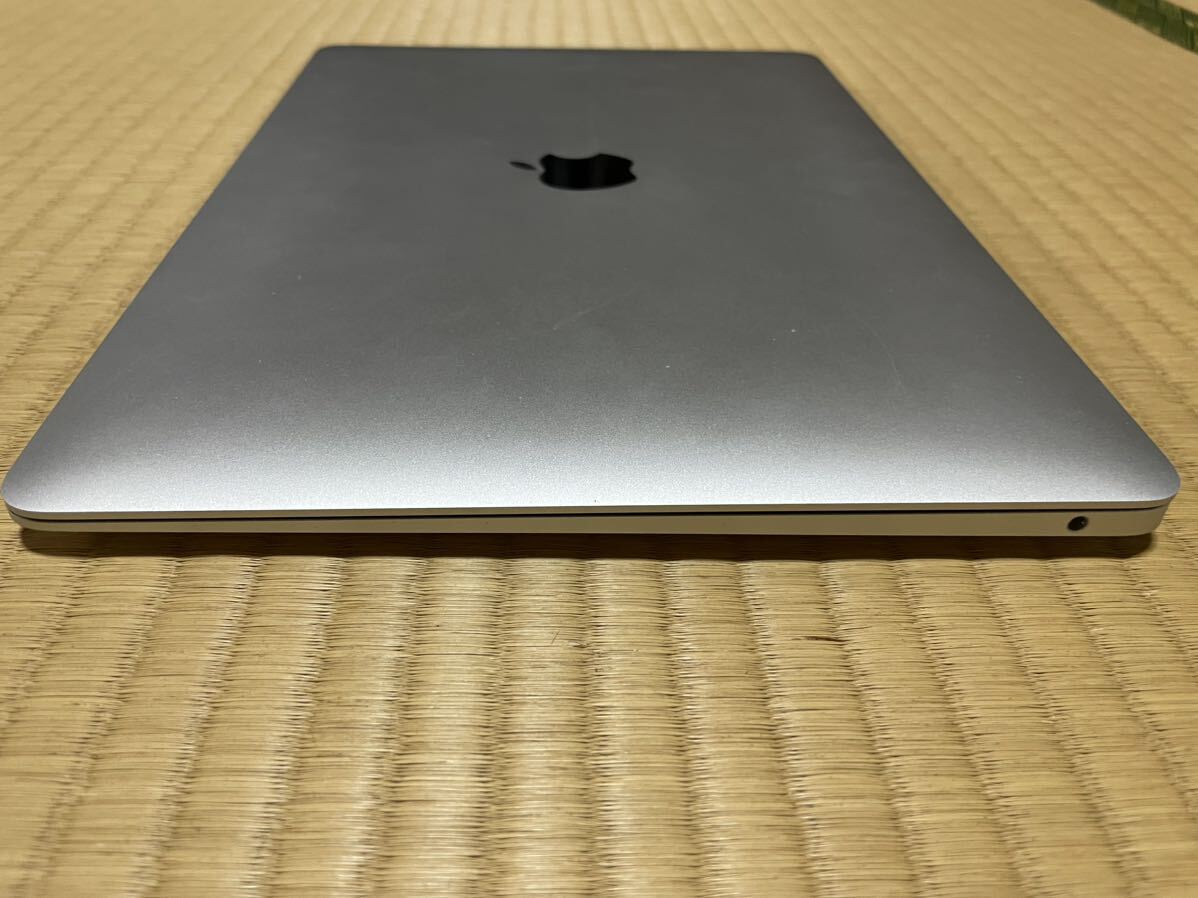 Apple MacBook Air M1 Junk жидкокристаллический трещина первый период . завершено 
