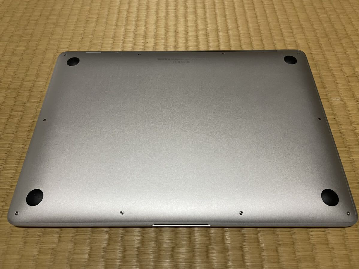 Apple MacBook Air M1 Junk жидкокристаллический трещина первый период . завершено 