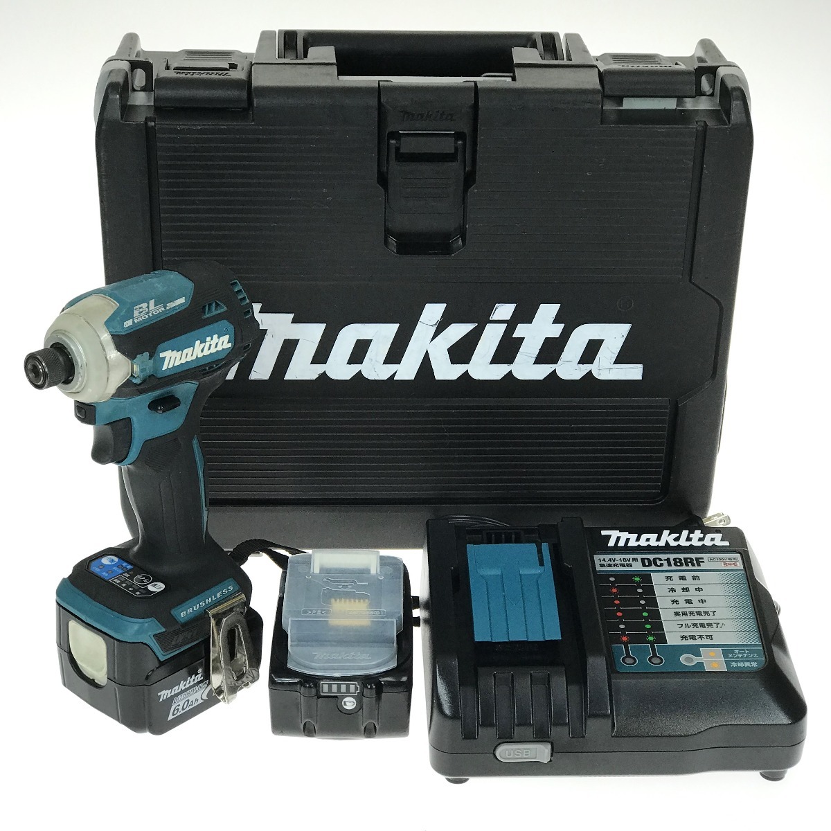 ## MAKITA マキタ 充電式インパクトドライバ 14.4V 6.0Ah TD161DRGX 充電器・充電池2個・ケース付 やや傷や汚れあり
