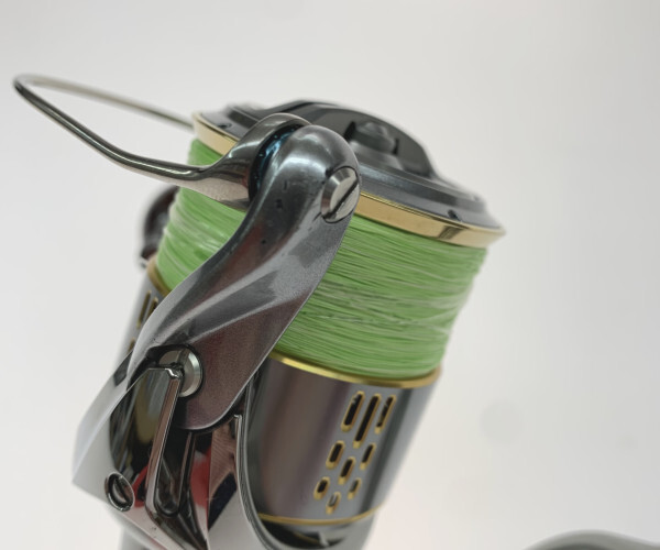 ○○ SHIMANO シマノ スピニングリール 03810 やや傷や汚れあり ○○ SHIMANO シマノ スピニングリール 03810 やや傷や汚れあり