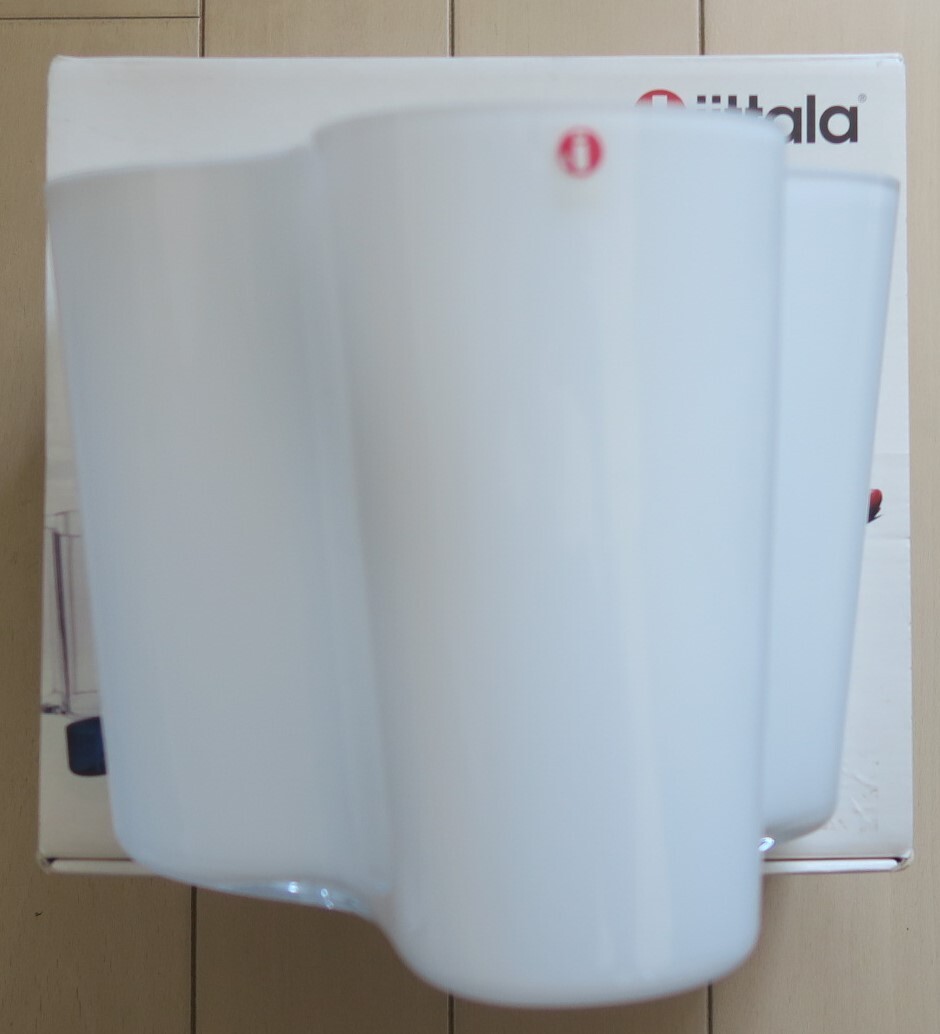 レア イッタラ アールト フラワーベース 160mm ホワイト Alvar Aalto Maljakko Vase White Iittala アルヴァ アアルト 花瓶 旧シール 北欧