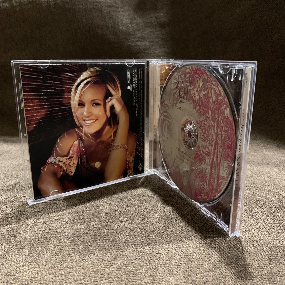 (CD) TAMI CHYNN/out of many...one (輸入盤) (管理J3788)wolf Lion monkey