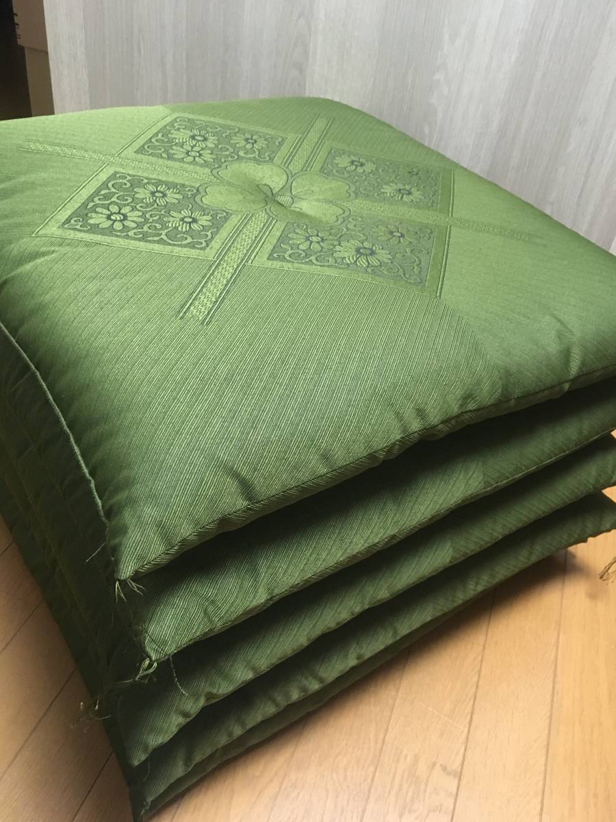 Yahoo!オークション - ② 座布団 6枚セット 座布団 約58x62cm Yahoo!オークション - ② 座布団 6枚セット 座布団 約58x62cm