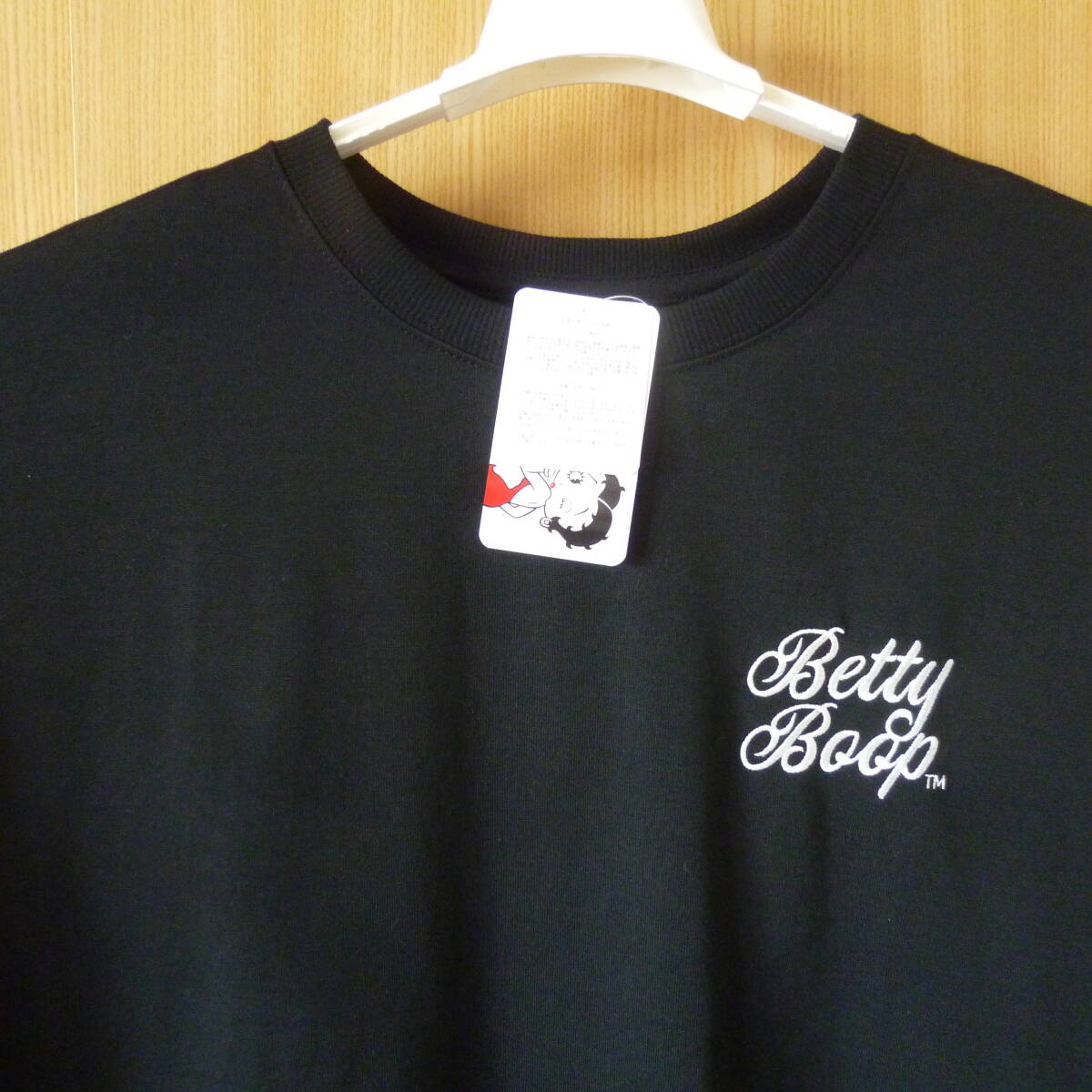 ☆大きいサイズ☆新品☆5Lから6L相当 メンズ Betty Boop 長袖Tシャツ ブラック プリント ビッグサイズ トップス クルーネック 丸首_画像5