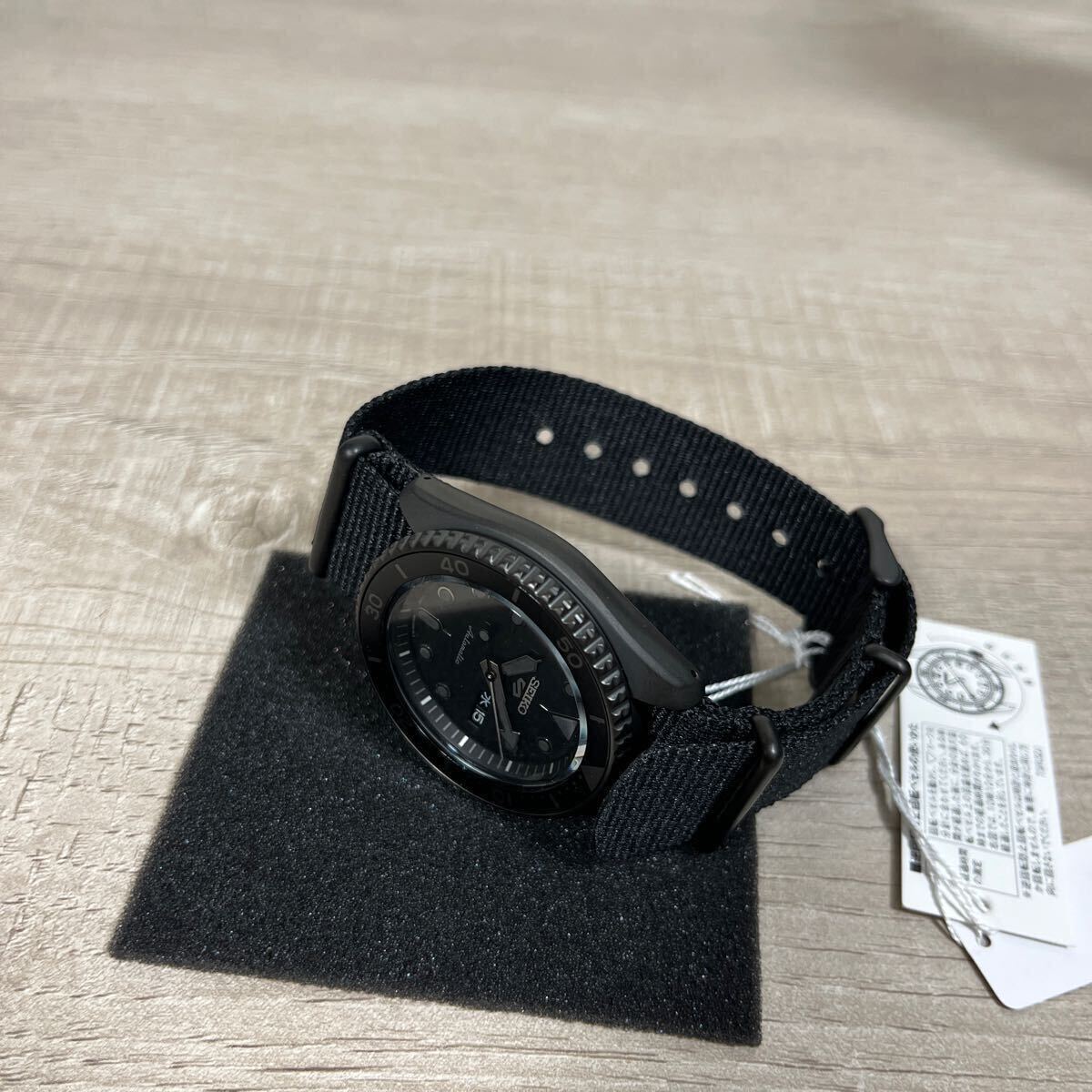 1 иен старт прямые продажи новый товар не использовался Seiko 5 спорт сделано в Японии самозаводящиеся часы автоматический ограниченная модель наручные часы SBSA025 SEIKO Street все черный 