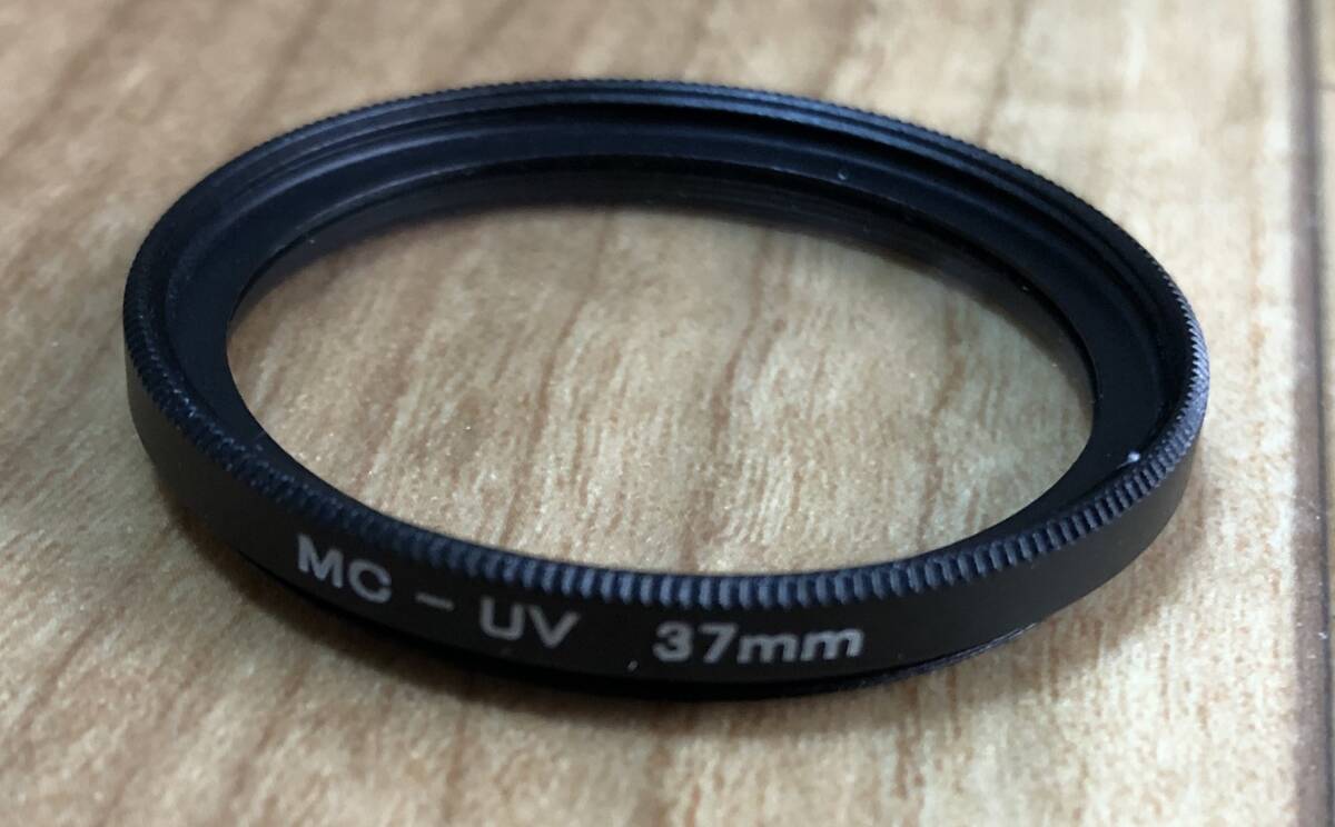 MC UVレンズフィルター 保護 レンズフィルター DSLR カメラ用 マルチコーティング オイルプルーフ 高精細 アルミニウムフレーム(37mm) T91_画像3