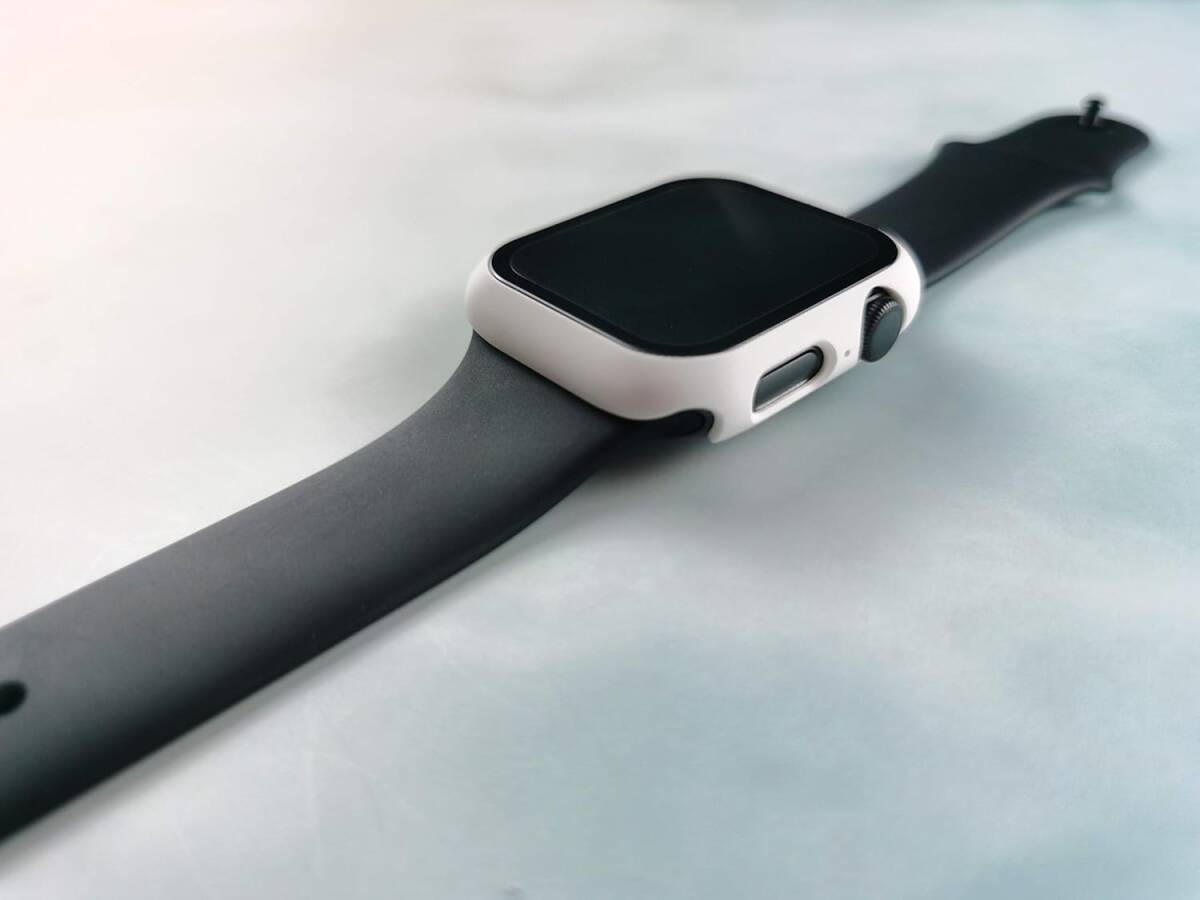 YOFITAR Apple Watch 用 ケース 保護カバー ガラスフィルム 一体型 PC素材 全面保護 超薄型 装着簡単 耐衝撃 (40mm, ホワイト） T101_画像6